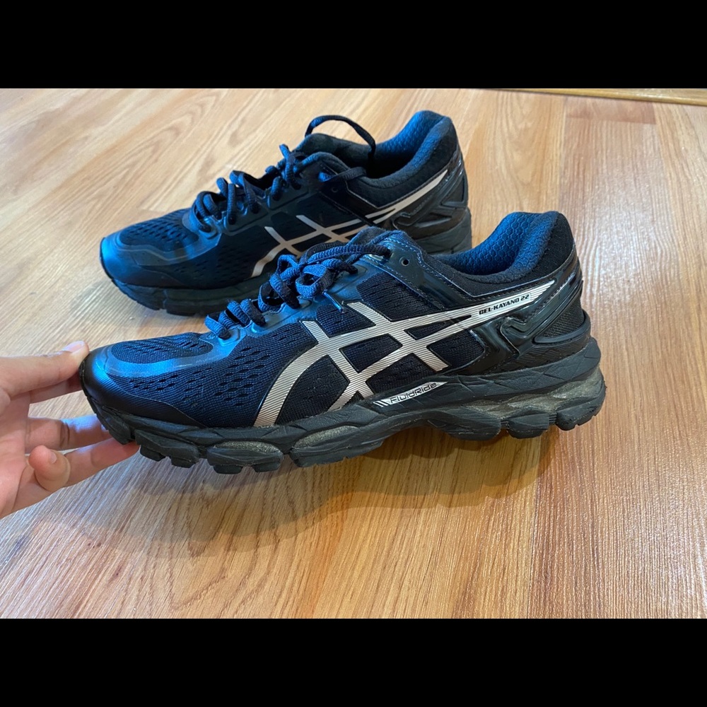 ASICS Gel Kayano 22 Black Shoes 9.5 women’s